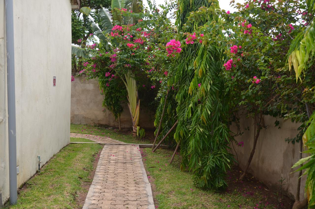 Residence Heaven Yamoussoukro Extérieur photo